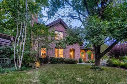 894 Gaylord St, Denver, CO 80206-3721