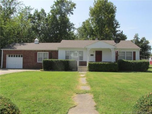 414 9th St, Winganon, OK 74016-1632