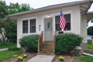 924 6th St, Tamora, NE 68434-1412