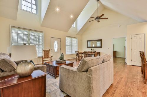 141 Gartrell St, Ellijay, GA 30540-3241