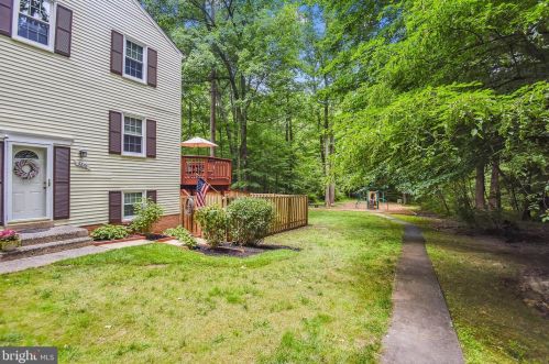 5676 Kirkham Ct, Springfield, VA 22151-1710