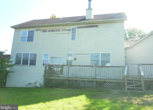 104 Tupelo St, Harrisburg, PA 17110-9653