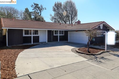 677 Briergate Way, Hayward, CA 94544-7201