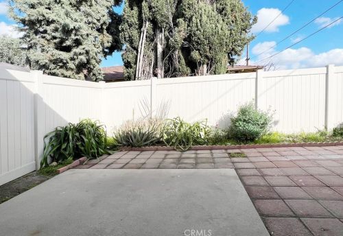 1026 Acacia St, Anaheim CA  92805-1517 exterior