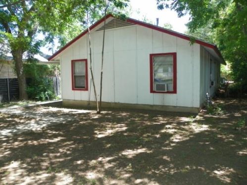 2007 16th St, Austin TX  78702-1313 exterior