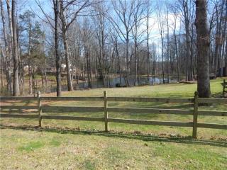 6729 Rollingwood Dr, Clemmons, NC 27012-8494