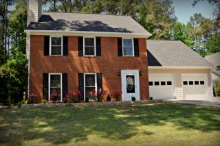 2402 Southern Oak Dr, Marietta GA  30064-2762 exterior