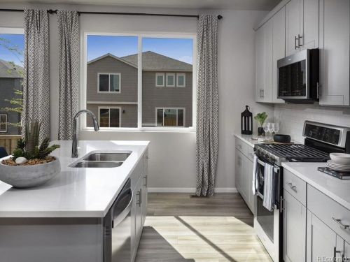 9089 Sedalia St, Denver, CO 80022-8854