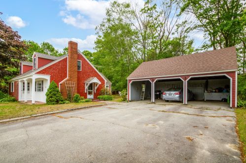 17 Ashman Dr, Augusta, ME 04330-1082