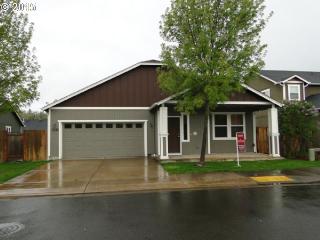 1990 57th Pl, Springfield, OR 97478-5458