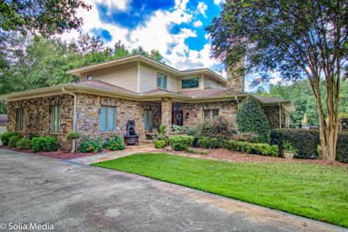 2601 Westwood Dr, Conyers, GA 30094-6054