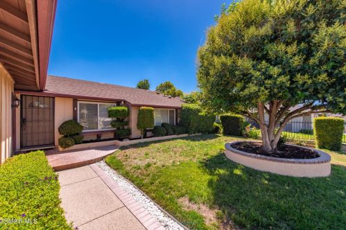 2264 Mcdonald St, Simi Valley, CA 93065-2425