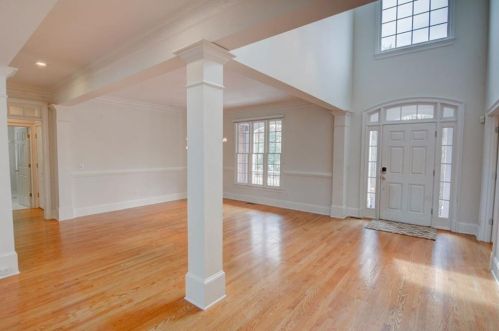 305 Hunting View Ct, Atlanta GA  30328-2779 exterior