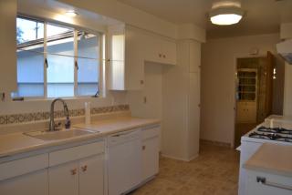 1026 Crestview Dr, Pasadena CA  91107-1951 exterior