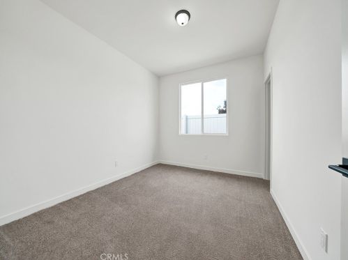 10691 Brookfield Dr, Riverside CA  92505-3961 exterior