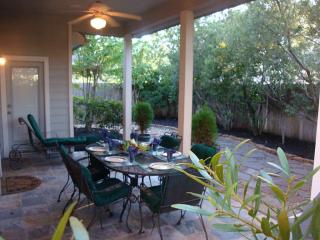 7 Julienne Trce, Spring TX  77381-4298 exterior