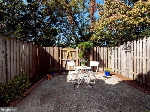 4692 36th St, Arlington VA  22206-1723 exterior