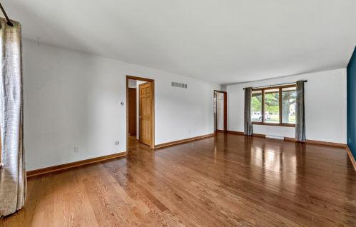 9558 Walnut Dr, Hammond IN  46321-3823 exterior