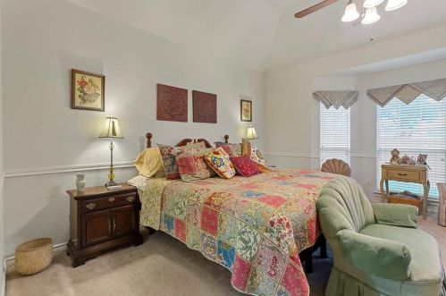 5800 Fathom Dr, Fort Worth TX  76135-7013 exterior