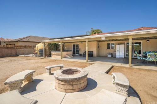19063 Spalding Ave, Riverside CA  92508-9417 exterior