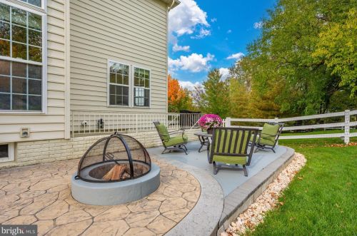 625 Glenbrook Dr, Middletown MD  21769-7739 exterior