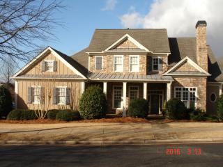 4644 Meadow Bluff Ln, Suwanee, GA 30024-7317