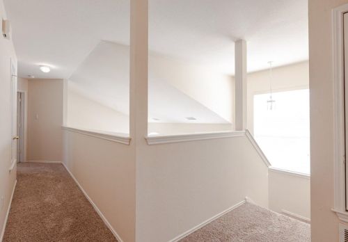 494 Sampson, Uhland TX  78640-4325 exterior