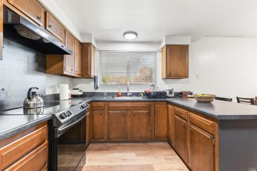 3068 Westerly Pl, Ukiah CA 95482-3515 exterior