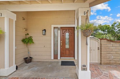 2 Wadsworth, Irvine CA  92620-3722 exterior