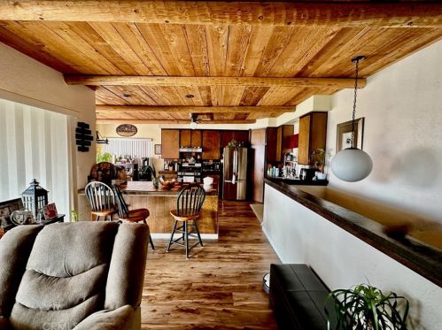 14703 Cool Glen Dr, Helendale, CA 92342-7753