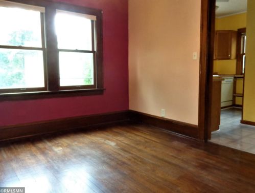 271 Clarence St, Saint Paul MN  55106-6514 exterior