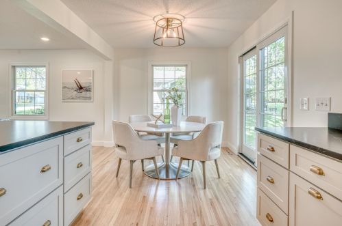 4900 Larkspur Ln, Minneapolis MN  55435-4028 exterior