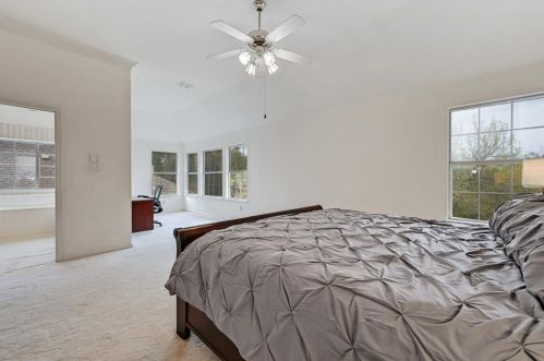 7811 Cheno Cortina Trl, Austin TX  78749-2717 exterior