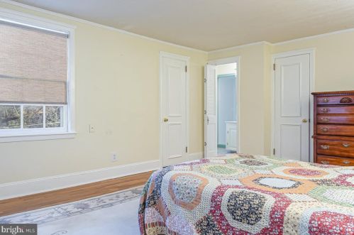 456 Gladstone Ave, Tavistock NJ 08033-4005 exterior