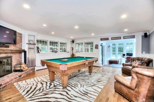 17 Morand Ln, Wilton CT  06897-4112 exterior