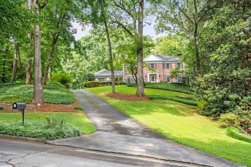 4247 Harrogate Dr, Atlanta GA  30327-3624 exterior