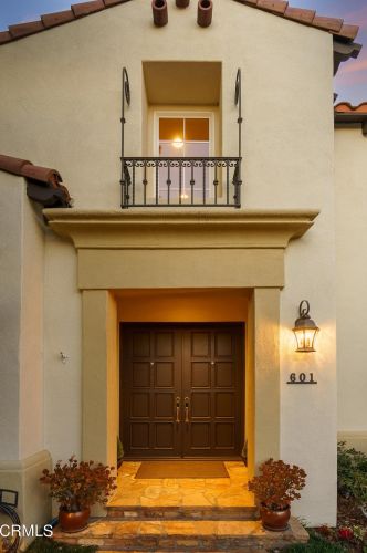 601 Coate Ct, Altadena, CA 91001-3866