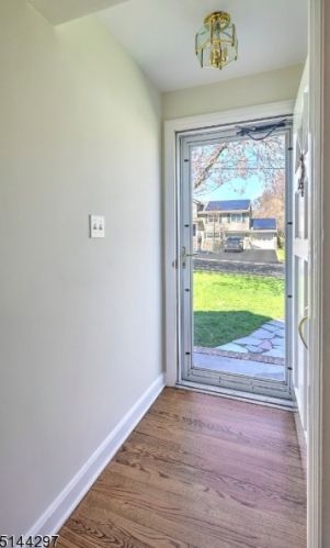 357 Darby Ln, Mountainside, NJ 07092-2107