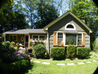 10 Knollwood Dr, Fredon, NJ 07860-8841