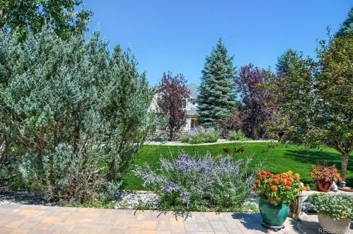 24013 Moraine Pl, Aurora CO 80016-1352 exterior