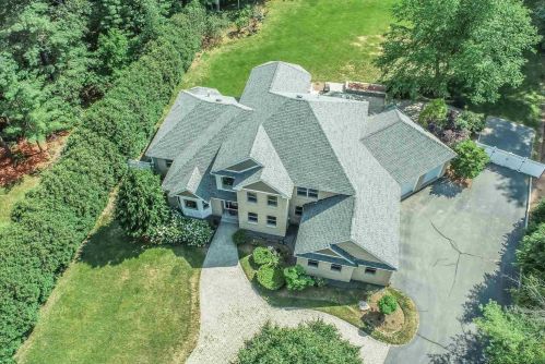 12 Crestwood Ln, Nashua, NH 03062-4203