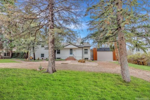 1235 Meadowsweet Rd, Lakewood, CO 80401