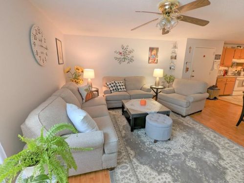 1239 East St, New Britain, CT 06053-2556
