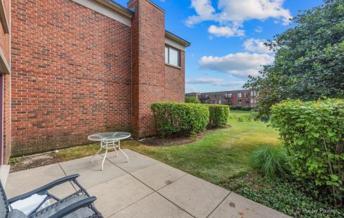 524 Milford Rd, Bannockburn IL  60015-4344 exterior