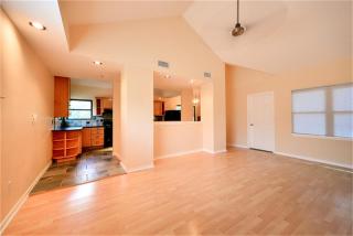 1432 Alabama St, Houston TX  77006-4104 exterior