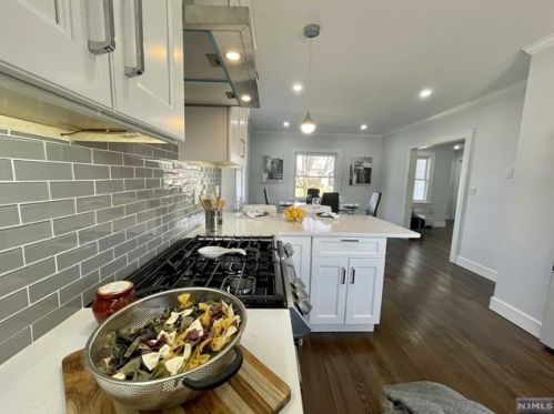 242 Williams Ave, Hasbrouck Heights NJ  07604-2127 exterior