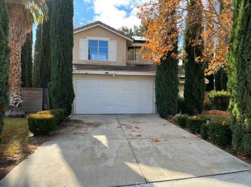 2840 Minford St, Lancaster, CA 93536-6479