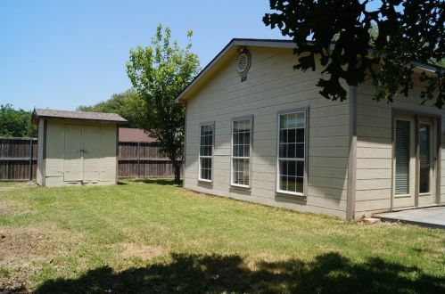 1016 Stone Trl Dr, Plano TX 75023-7109 exterior