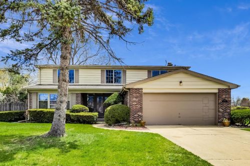3817 Chester Dr, Glenview, IL 60026-1012