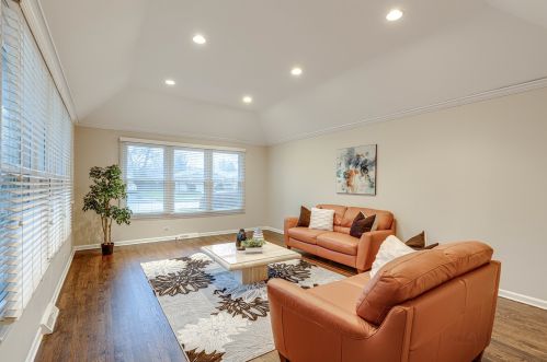 1020 Summit Dr, Bannockburn IL  60015-1823 exterior